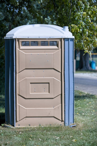 Best Construction site porta potty rental  in Brillion, WI